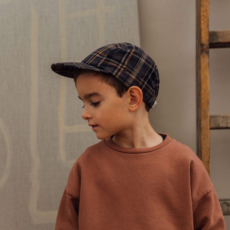 Junge mit Cap | Kinder Mütze dark tatan
